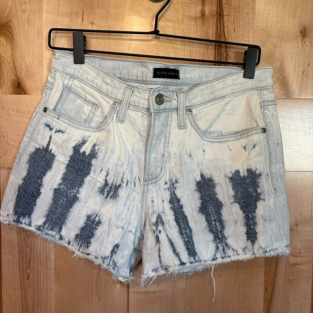 Silver Jeans Company Not Your Boyfriend's Shorts W26/L3.5 Distressed